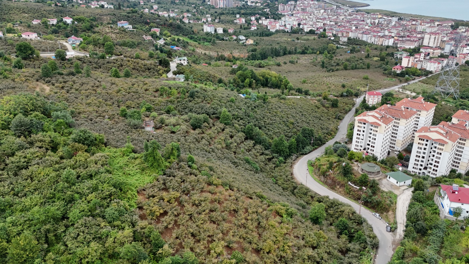 MABEL GAYRİMENKUL/BEŞİKDÜZÜ/ BEŞİKDAĞI TOKİ KARŞISI SATILIK ARSA